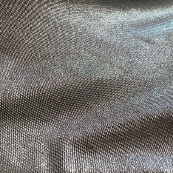 Express spaghetti strap tank top - Picture 4 of 9